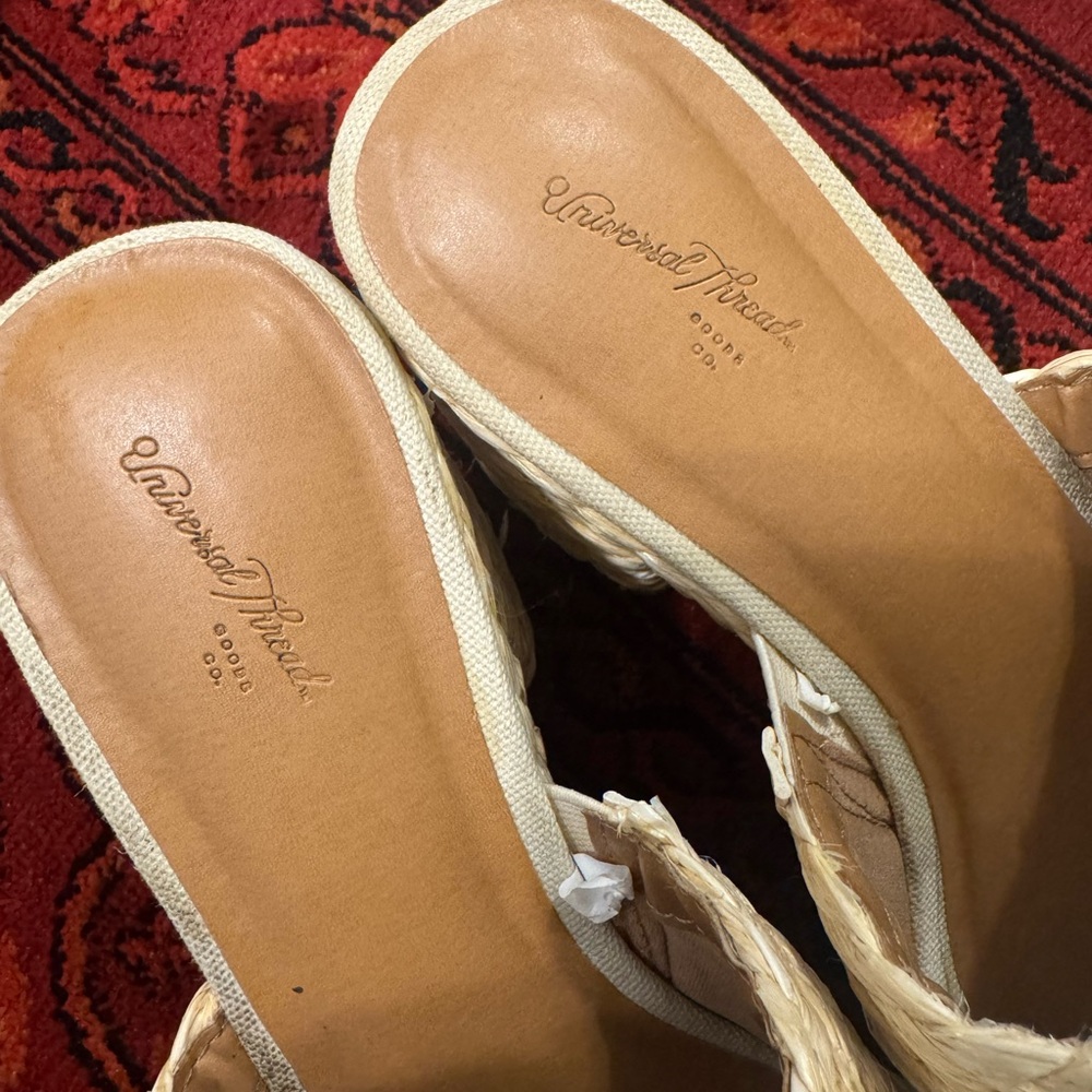 Universal Thread Woven Platform Sandals - Picture 7 of 7